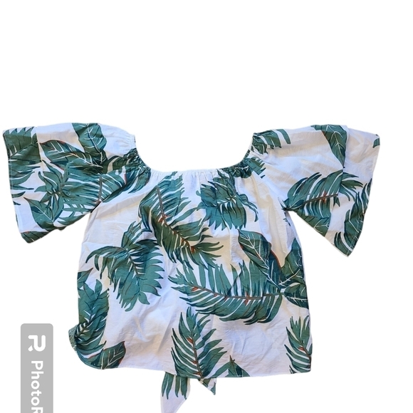 Aakaa Tropical Leaf Print Tie Front Top - Picture 6 of 6